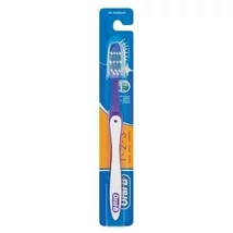 Oral-B fogkefe Clean Fresh Strong (12db/#)